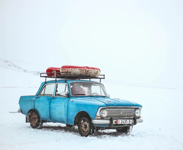 Car with roof rack